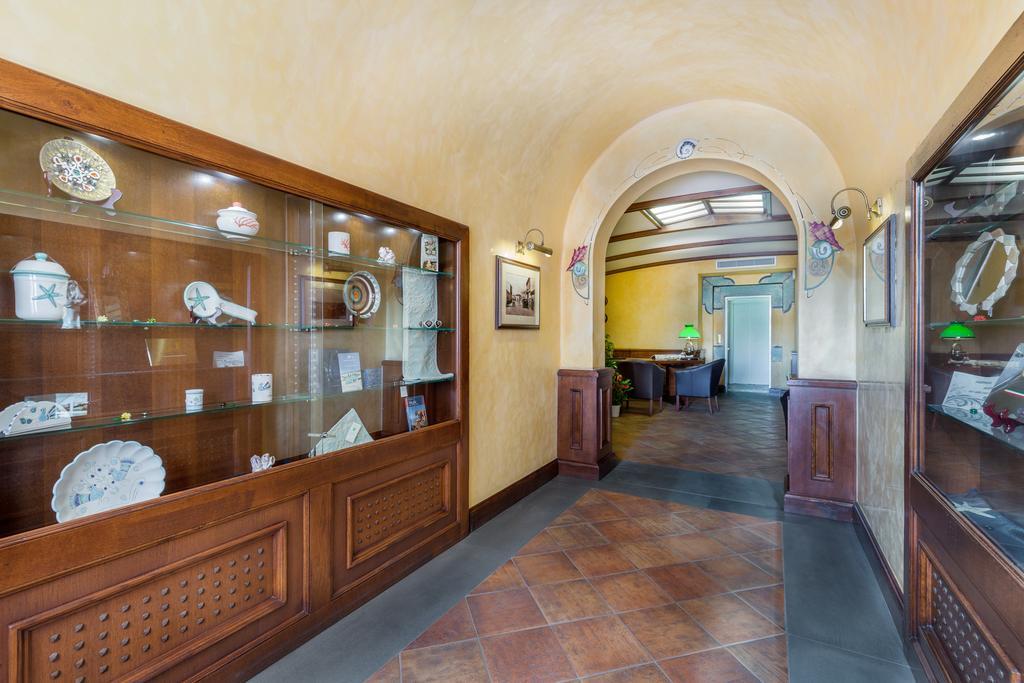 La Vecchia Fonte Boutique Hotel Palau Eksteriør bilde